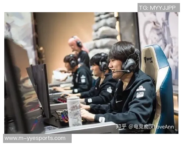 深入探讨FPX团队协作模式及其在比赛中的优势与不足分析